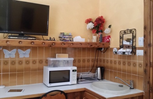 Lightning Ridge Bed & Breakfast | Sonjas Bed and Breakfast