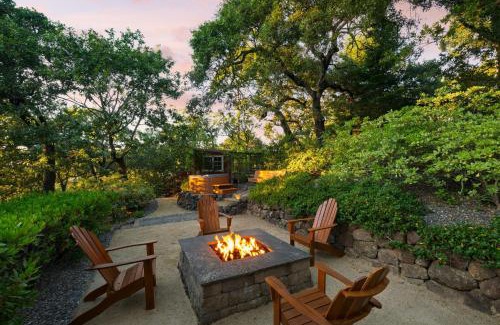 Sonoma House | Sonoma Skyhouse by AvantStay Pool Sauna Hot Tub Stunning Valley Views