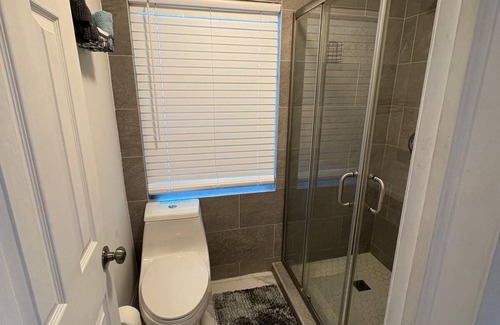 Opa-Locka House | Soothing house with AC in charming Opa-locka
