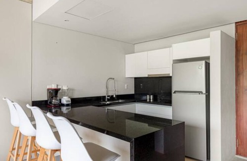 Downtown Cancun Apartment | Sophisticated - Large Loft With Pool