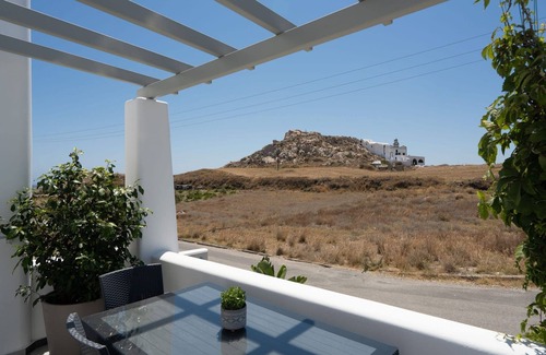 Monolithos Villa | Sophisticated Santorini Suite | Two.