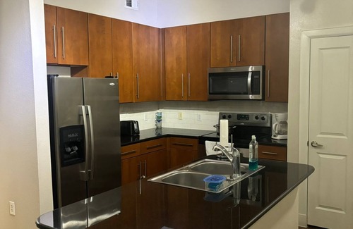 Energy Corridor Apartment | Sophisticated Stay 2-bedroom apartment with AC, fitness room in awesome Houston
