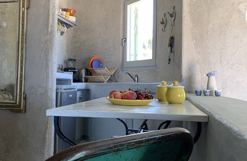 Serifos House | Sophisticated studio with stunning view