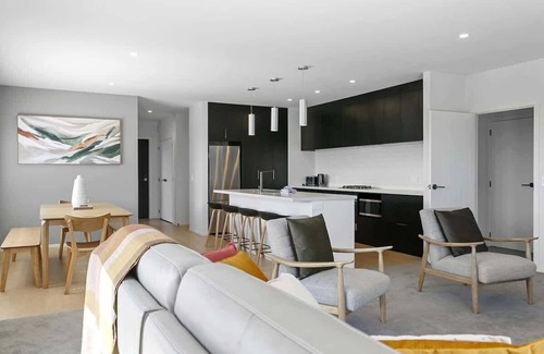 Wharewaka House | Sophistication Meets Relaxation