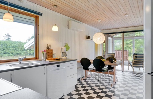 Trend House | "Soraya" - 700m to the fjord by Interhome