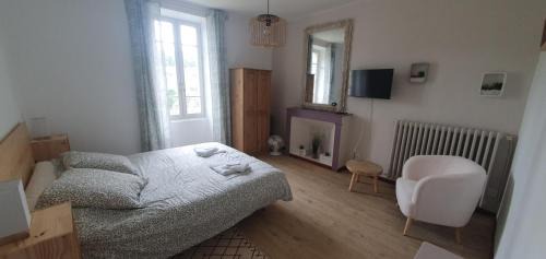 Saze House | Sous La Treille