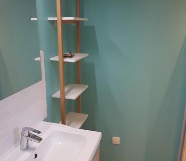 Nages-et-Solorgues Bed & Breakfast | Sous les pins de Nages