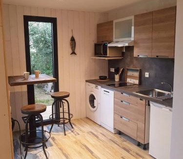 Nages-et-Solorgues Bed & Breakfast | Sous les pins de Nages