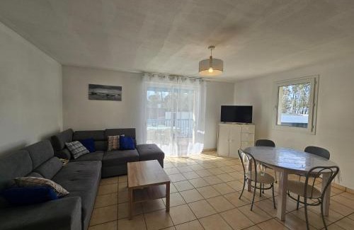 Soustons Apartment | Soustons - Piscine - Famille - Centre Ville