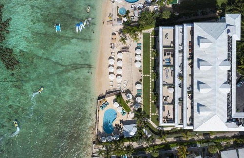 Seven Mile Beach Apartment | South Bay Beach Club - Three Bedroom Beachfront Condos by Grand Cayman Villas & Condos