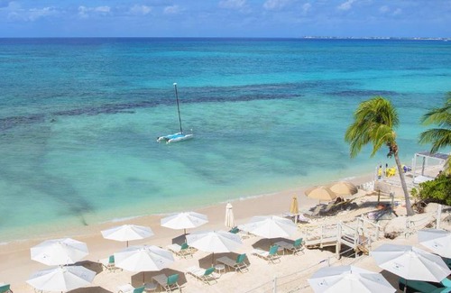 Seven Mile Beach Apartment | South Bay Beach Club - Three Bedroom Beachfront Condos by Grand Cayman Villas & Condos