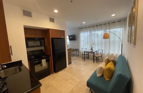 South Pointe Apartment | SOUTH BEACH SPOT: Heated POOL, 2BLOCKS to BEACH, BBQ, BEAUTIFUL PATIO.