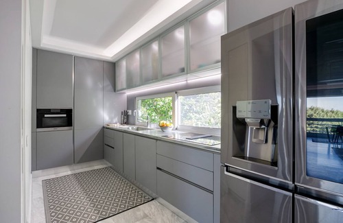 Vouliagmeni Apartment | South Blue Luxury Apartment in Vouliagmeni