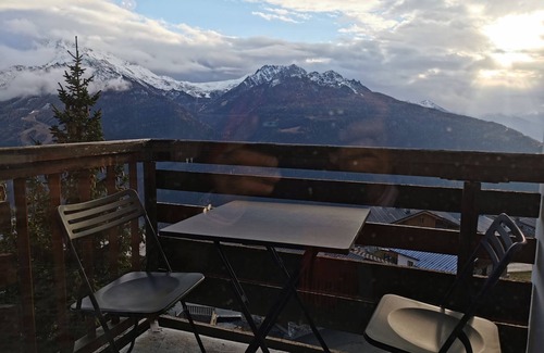 La Rosiere Apartment | South-facing apartment with view