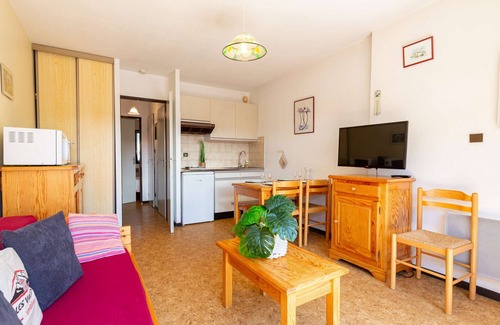 Vielle-Aure Apartment | South-facing T2 apartment, calm, near Saint-Lary, 4 people