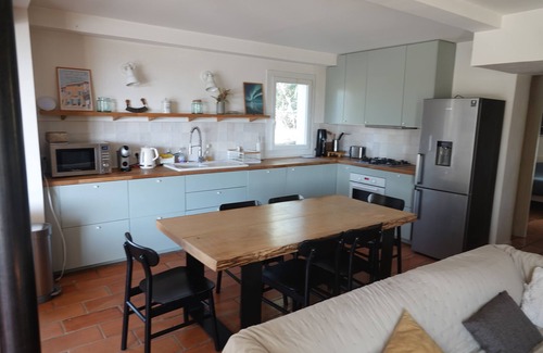 Bras Villa | South France, A/C independent villa, 6 guests, 3 suites, heated private pool