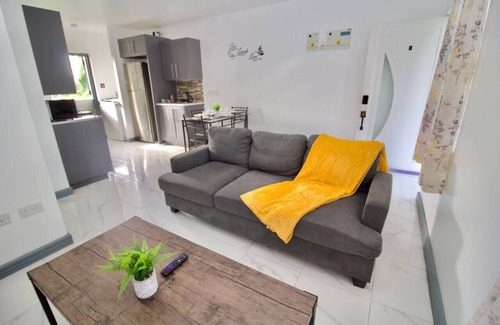Vieux Fort House | South Häus - Spacious 4bd/2bth Home in St. Lucia