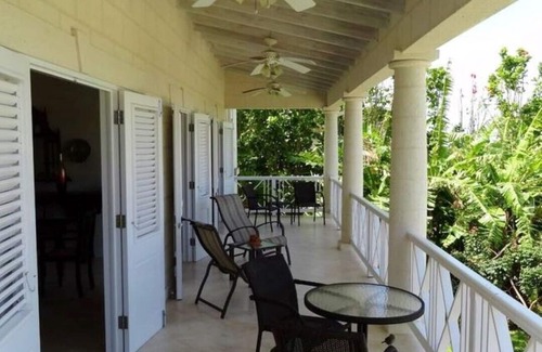 Sion Hill Apartment | South House Top Plantation 2 bed
