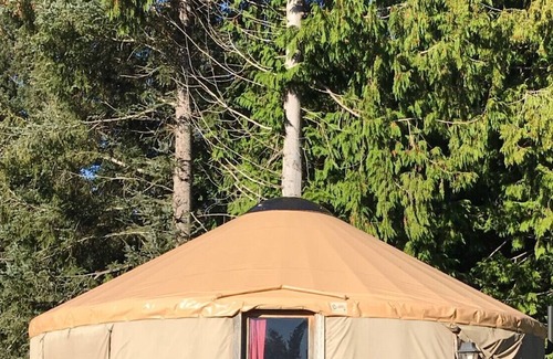 Florence Cabin | South Jetty RV & Camping Resort