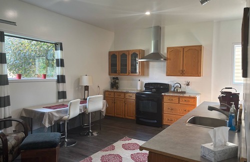 Sherwood Park Villa | South Park secluded private getaway