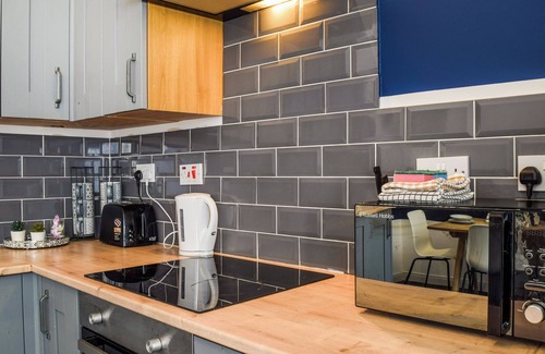 South Shore Cottage | South Pier Apartment