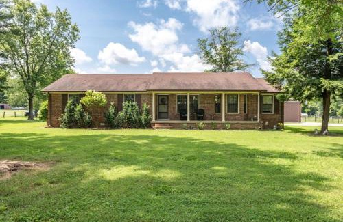 Franklin House | Southall Cottage 3bd Serene Outdoor Space