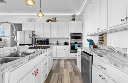 Henderson Point House | Southern Beach Beauty | 2 Min Walk to Sand