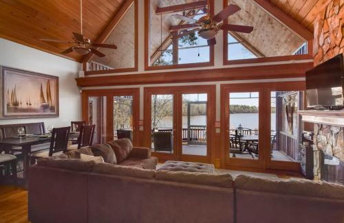 Chapin House | Southern Comfort Cabin