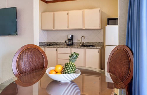 Dover Resort | Southern Palms Beach Club