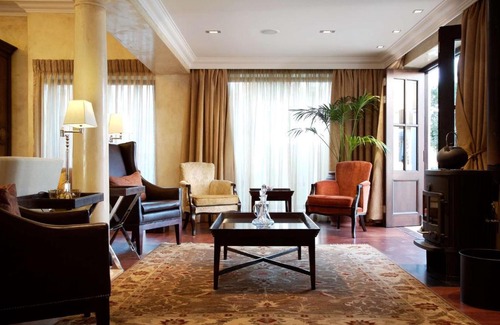 Sandown Hotel | Southern Sun Katherine Street