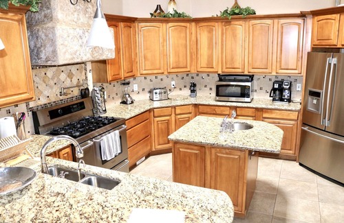 Las Cruces House | Southwestern Comfort Stay