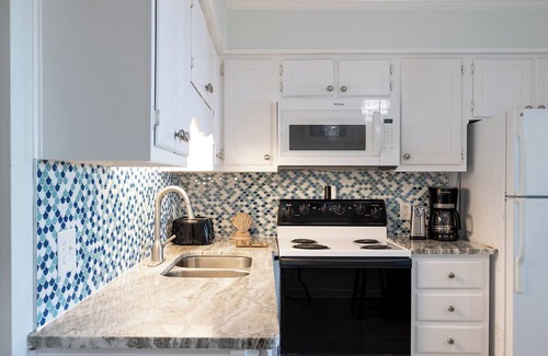 Morehead City Condo | Southwinds F16 - 2 Bedrooms, 2 Baths, Oceanfront Condo