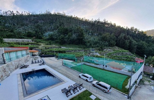 Guilhofrei House | Souto do Monte House-T4"Bourgeois"10adults+4to12years