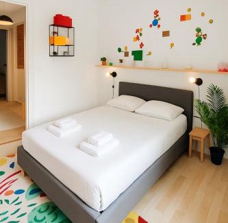 Madeleine - Saint-Leonard Apartment | Souvenirs d'enfance-La Bonne Marienne-La Madeleine