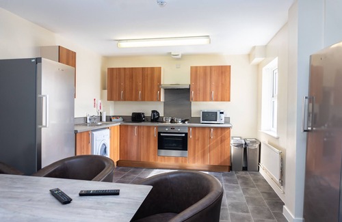 Cheltenham Apartment | Spa Court