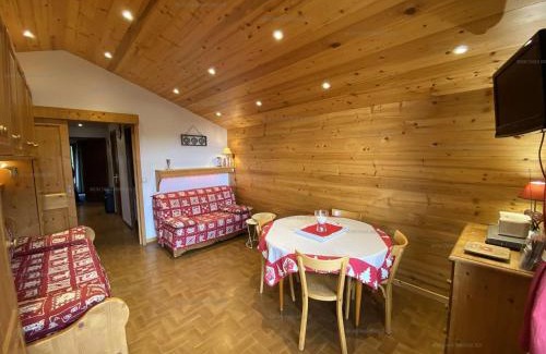Le Chinaillon Apartment | Spacieux 2 pièces au Chinaillon pour 5 personnes, balcons - FR-1-458-211