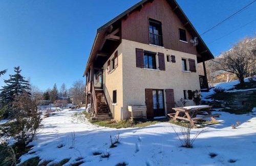 Saint-Michel-de-Chaillol House | Spacieux T2 avec Jardin à Proximité du Télésiège – Idéal pour 4 Personnes - FR-1-393-166