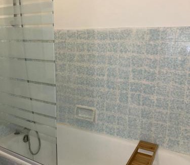 Anatole France Apartment | Spacieux T2 climatisé - Près du centre ville
