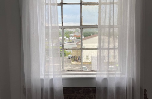 Appomattox Apartment | Spacious 1-bedroom loft apartment in historic downtown Appomattox, Virginia.