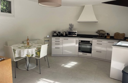 Vence Villa | Spacious 1-bedroom villa in wonderful Vence with free WiFi