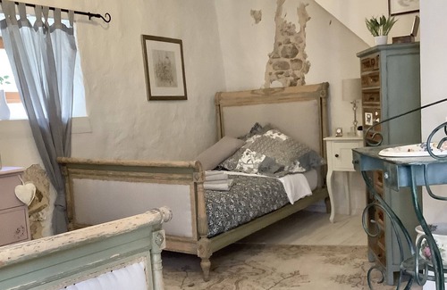 Lesterps House | Spacious 2 bedroom old mill house, close to all amenities