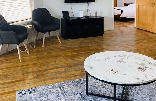 West Old Town Apartment | Spacious 2 bedroom loft located in the heart of old town @ Plaza Don Luis