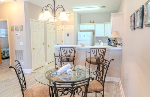 Carolina Forest Condo | Spacious 2 BR Condo-Golf Course Views! River Oaks 65-M