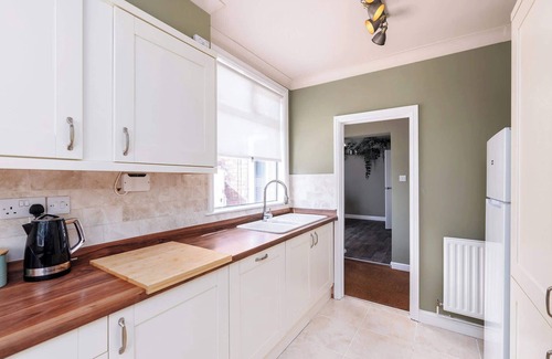 Barton-upon-Humber House | Spacious 2 Bedroom Home in Barton-upon-Humber