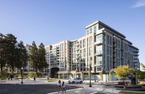 Heritage District Condo | Spacious 2BR Condo at The Martin with Pool