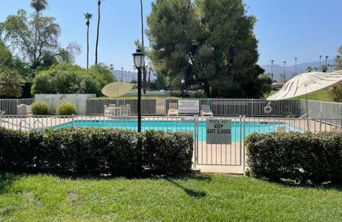 Thousand Palms House | Spacious 3 bdrm TOWNHOUSE with the BEST MOUNTAIN & GOLF COURSE VIEWS!!!
