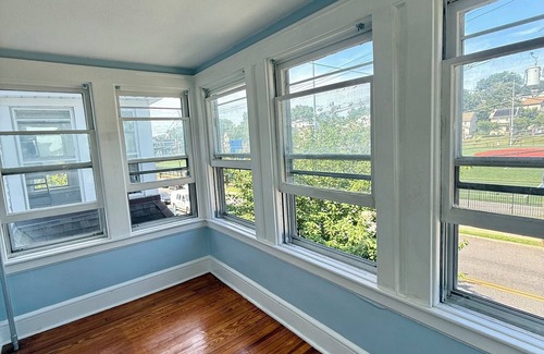Belleville Apartment | Spacious 3-bedroom apartment