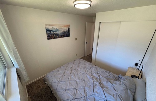 Bonney Lake Apartment | Spacious 3-bedroom apartment in enjoyable Bonney Lake