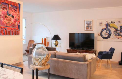 Les Puces de Saint-Ouen Apartment | Spacious 3 Bedrooms with Terrace Saint Ouen