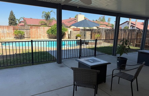 Pumpkin Center House | Spacious 3BR/2.5BA Home w/Pool